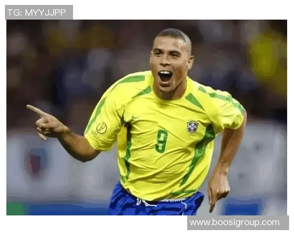 顶级足球巨星闪耀赛场引领世界球迷热情见证绿茵传奇